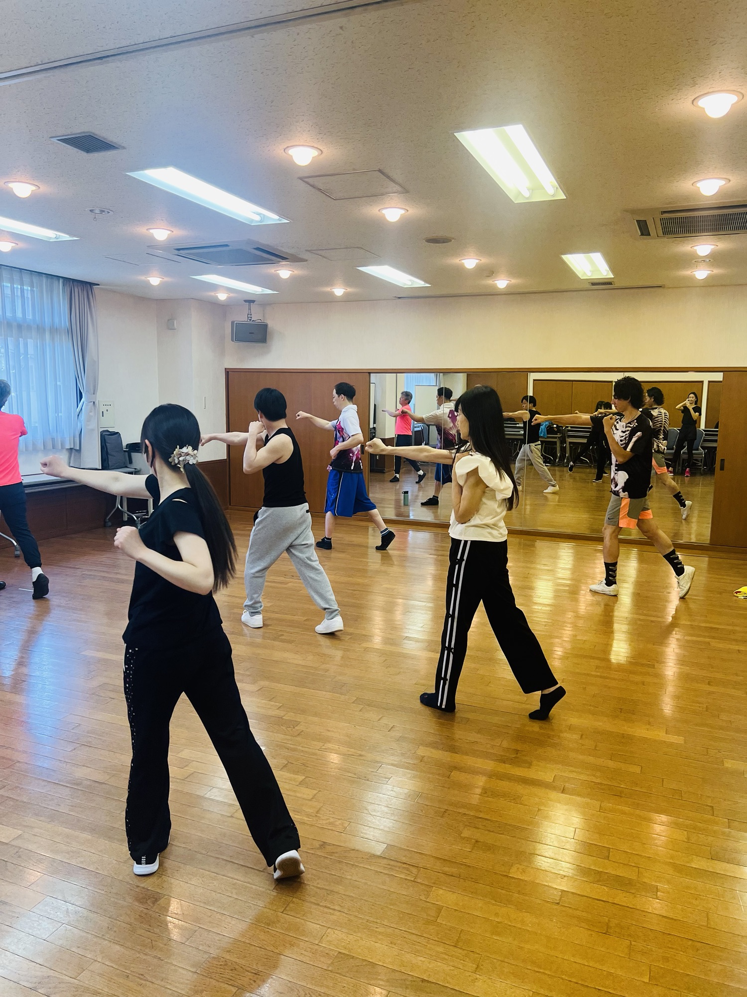 講師手配いたしました。